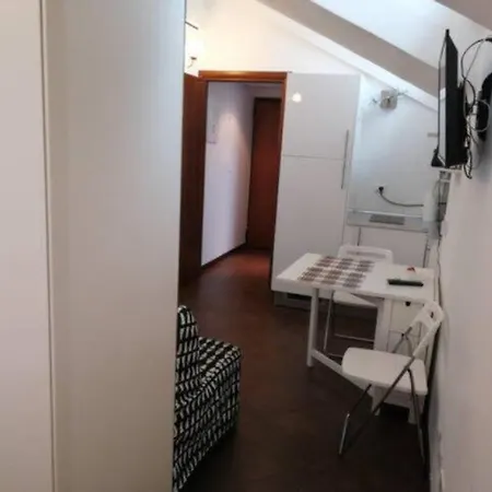 Romantica Mansarda 15 Min Dal Centro - Lome 844 Lejlighed *